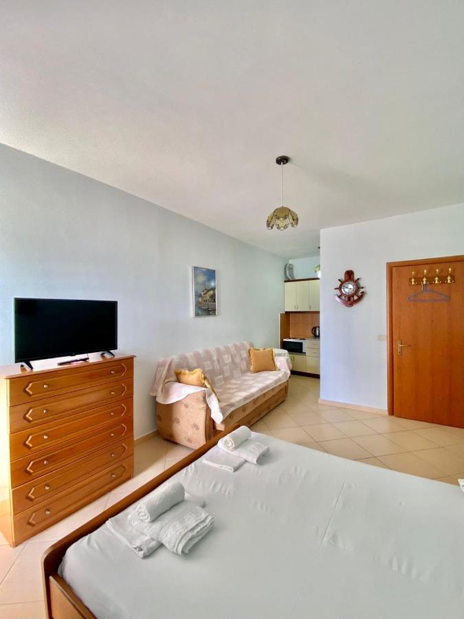 Caramel Sun Apartment Sarandë 外观 照片