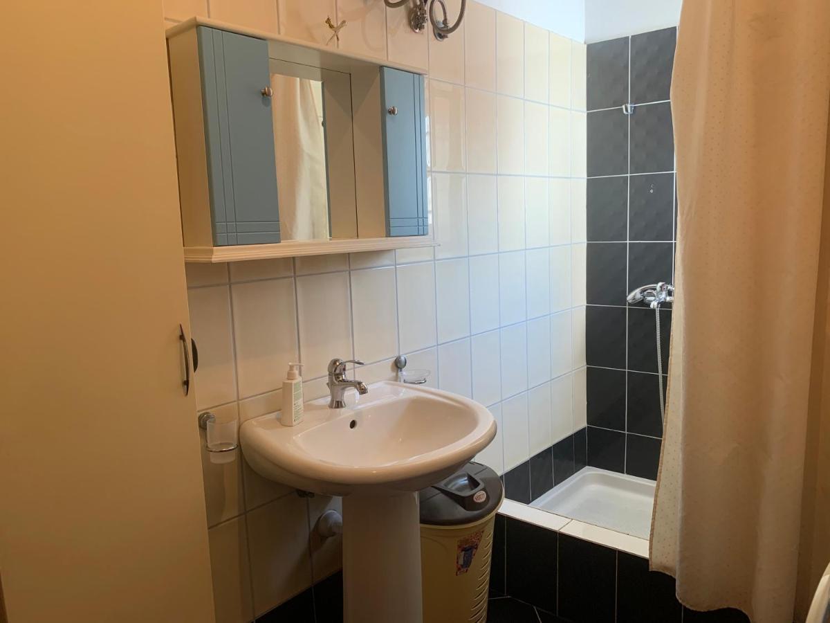 Caramel Sun Apartment Sarandë 外观 照片